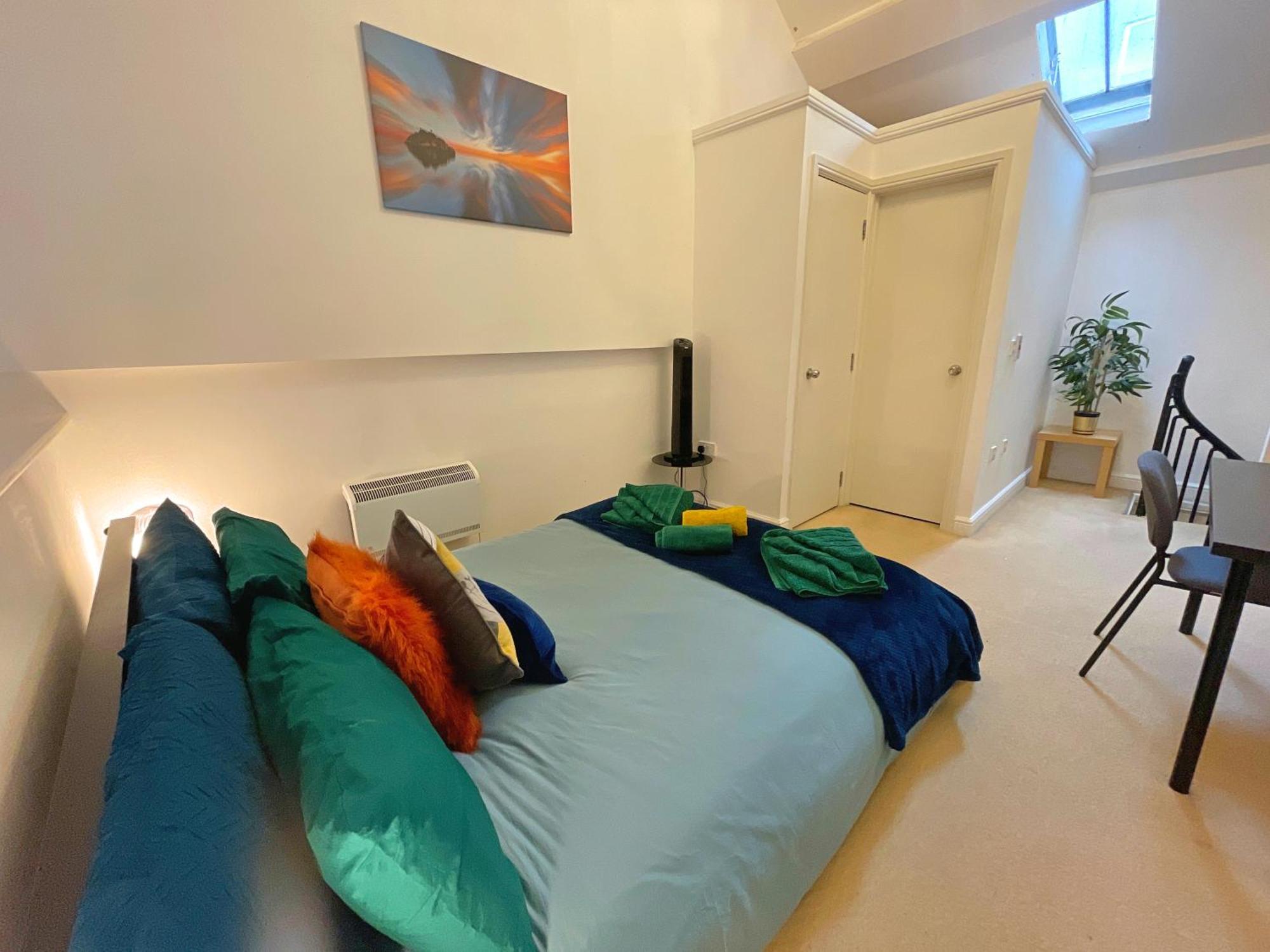 Apartment Vibrant Loft In Grade Ii Listed Georgian Building Sheffield