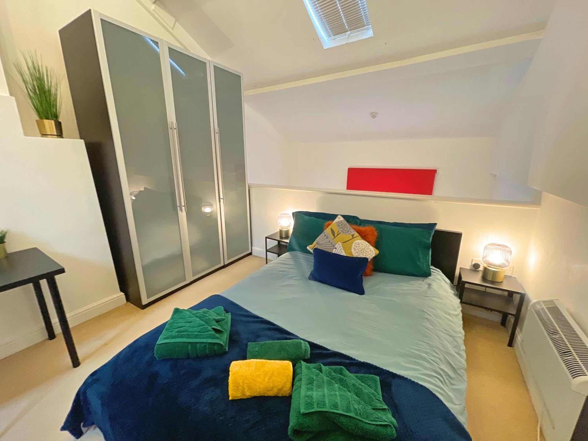 Vibrant Loft In Grade Ii Listed Georgian Building Apartment