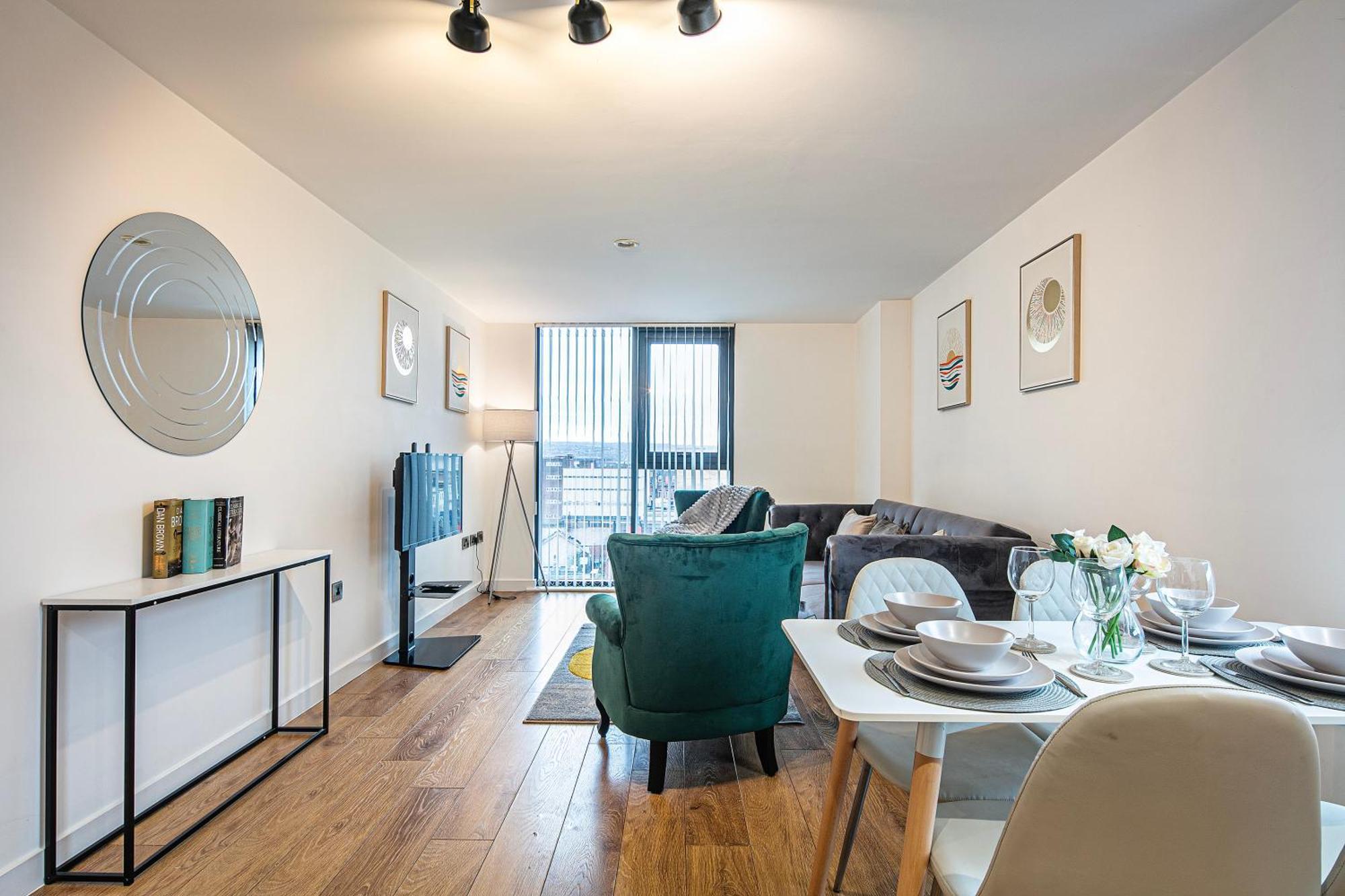 Apartment Stylish 2 Bed 104 - Centre, Free Parking, Coffee Machine & Netflix - Hosted By Host Save