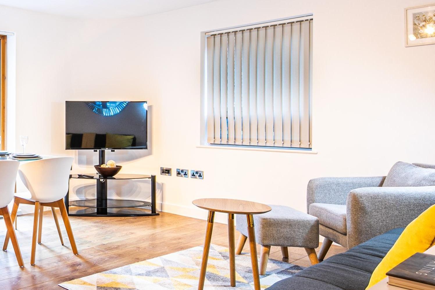 Stylish 2 Bed 18 - Centre, Free Parking, Espresso Machine & Netflix - Hosted By Host Save Apartment Sheffield