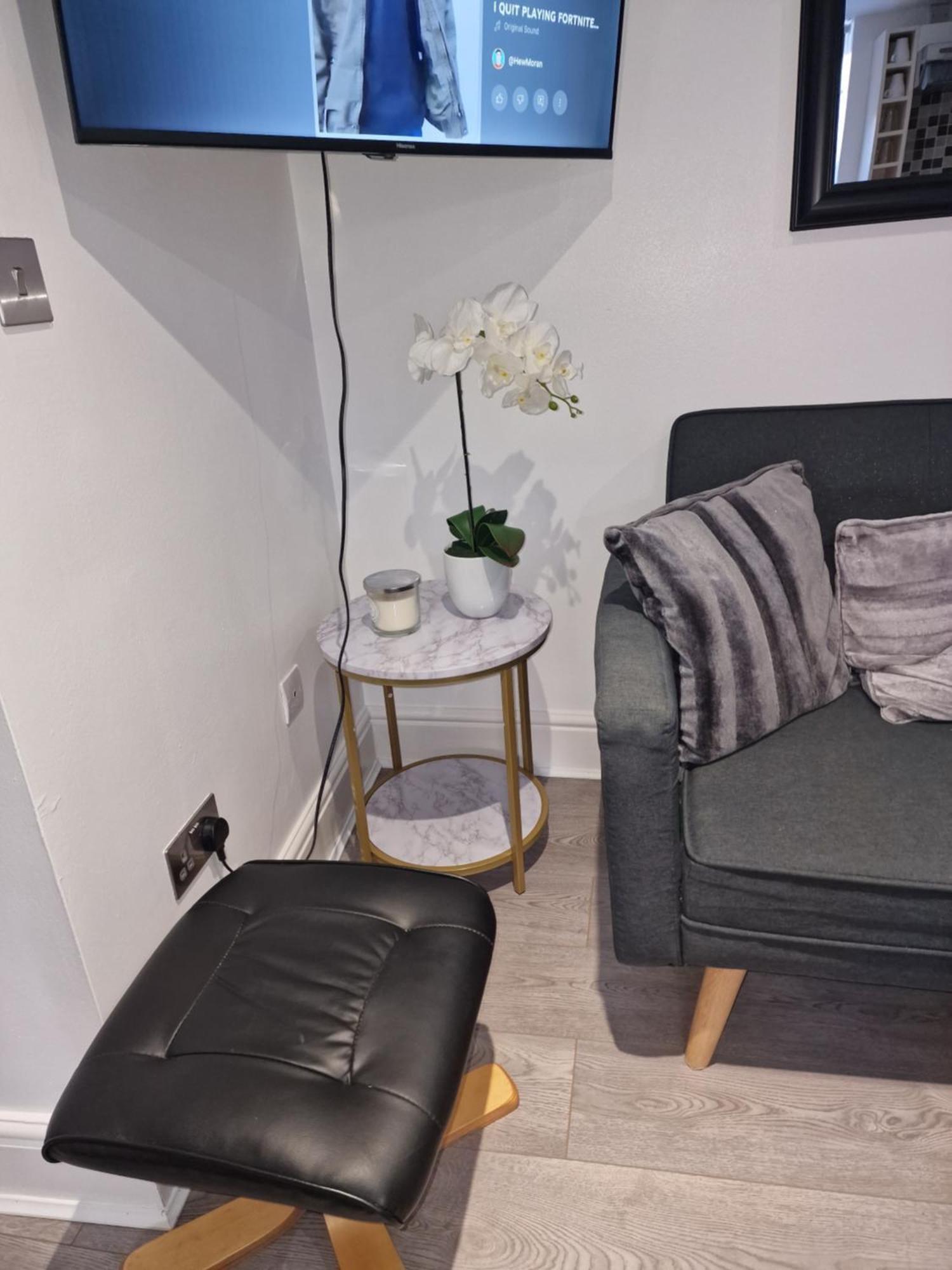 The Cosy Corner 2 Bedroom Flat