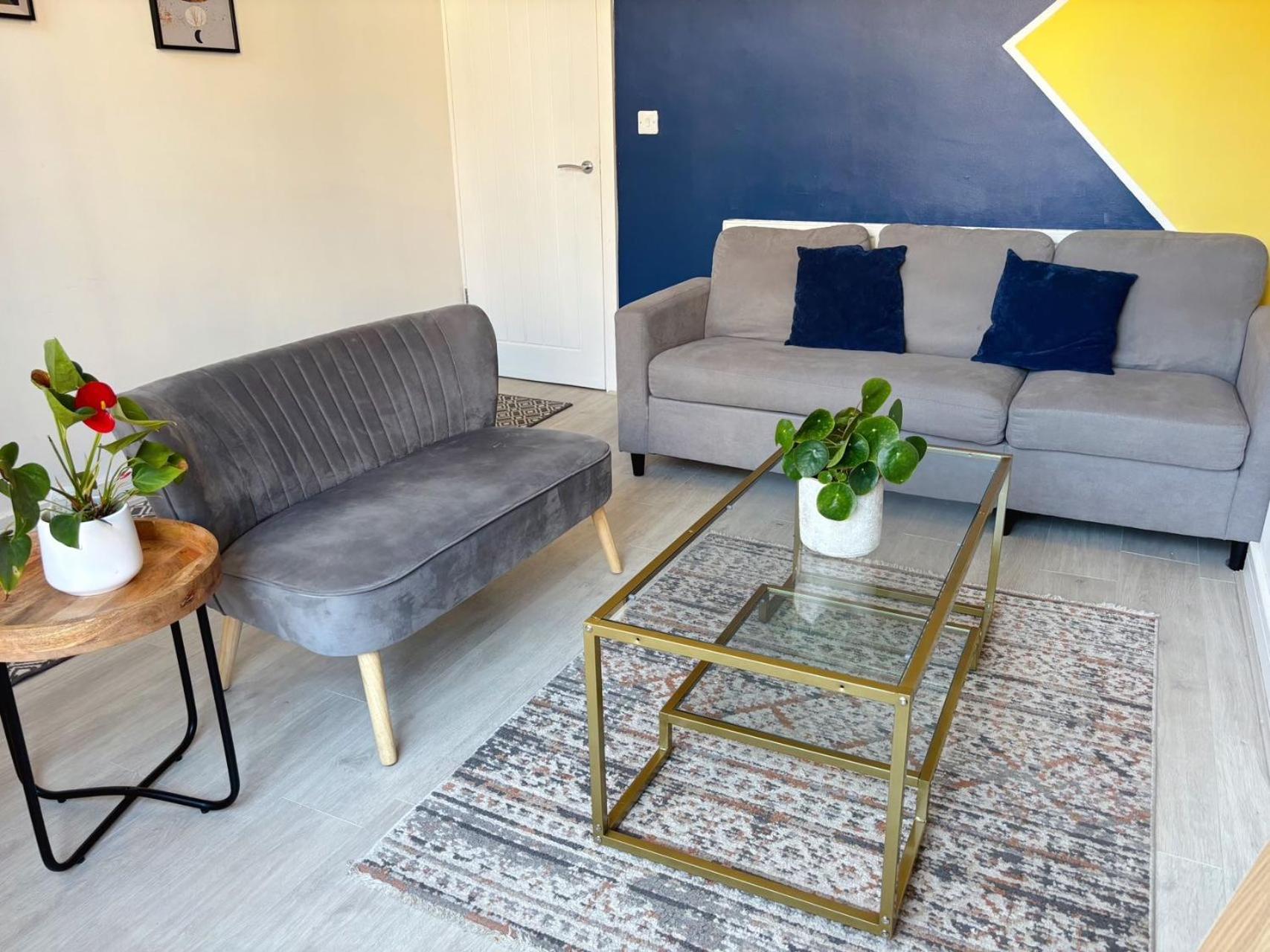 Holiday home 3-bedroom House With Free Street Parking Sheffield