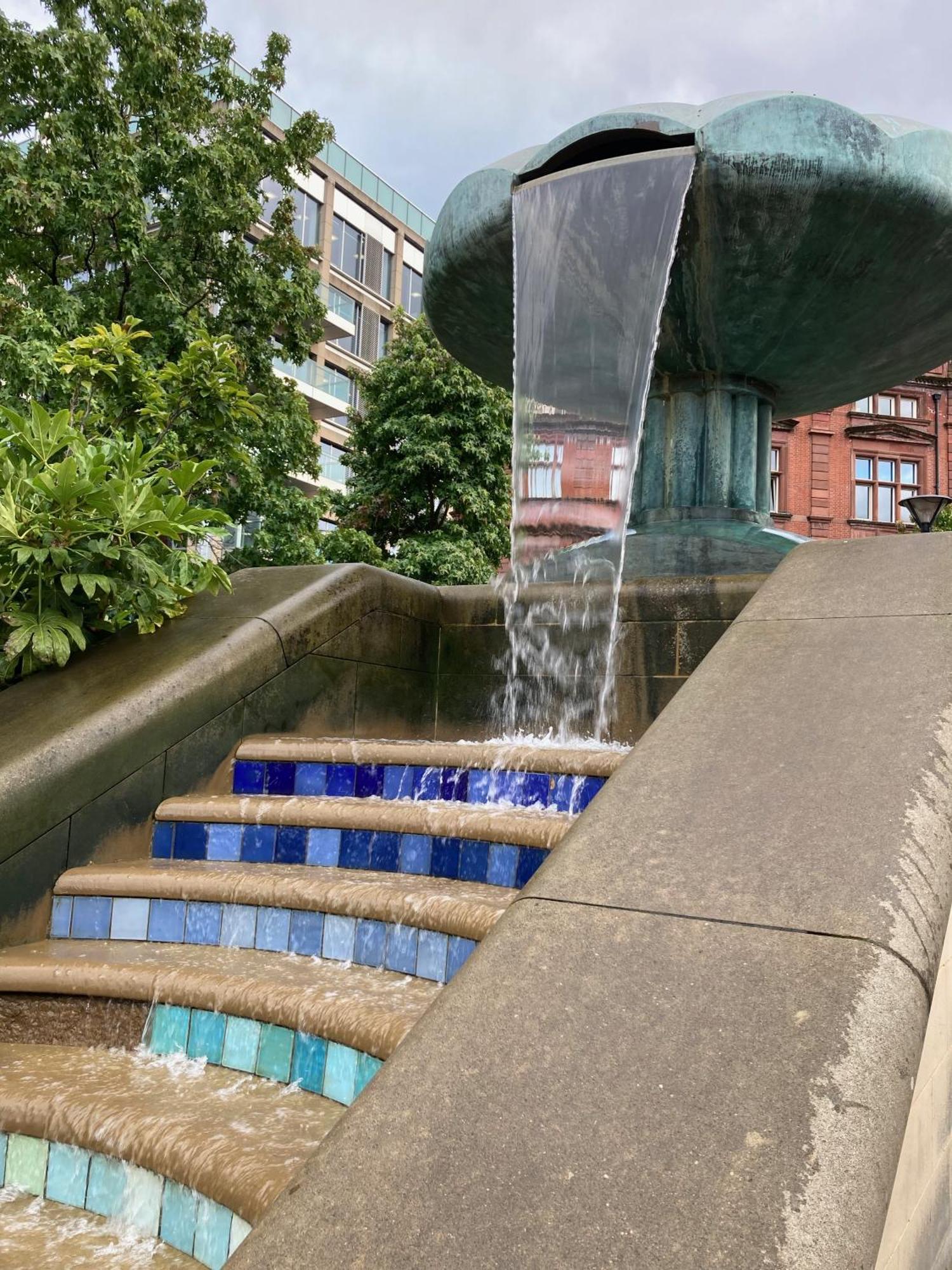 3bed 3bath Iv Pent-apartment Apartment Sheffield