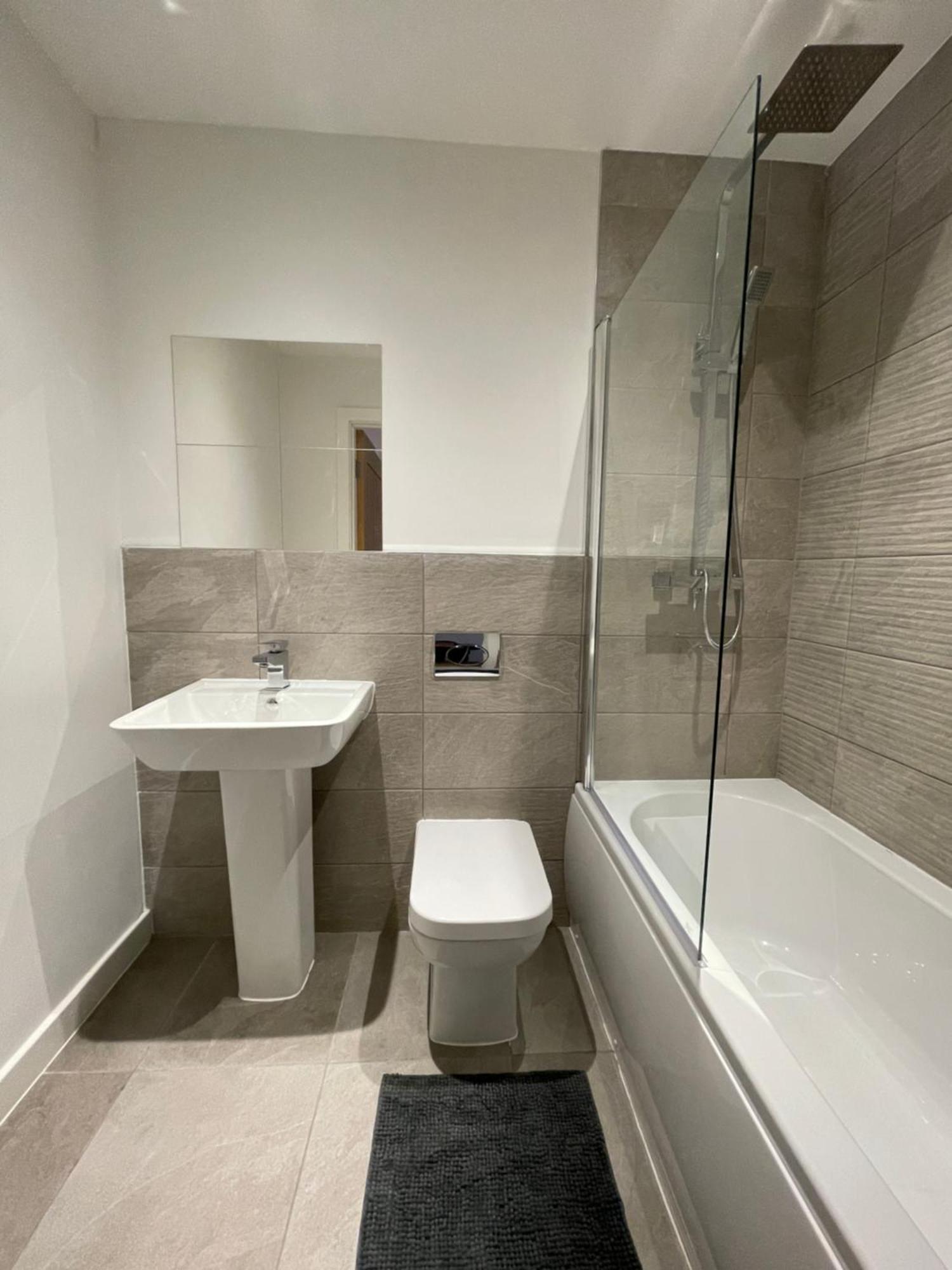 Stylish And Modern 2br With Parking