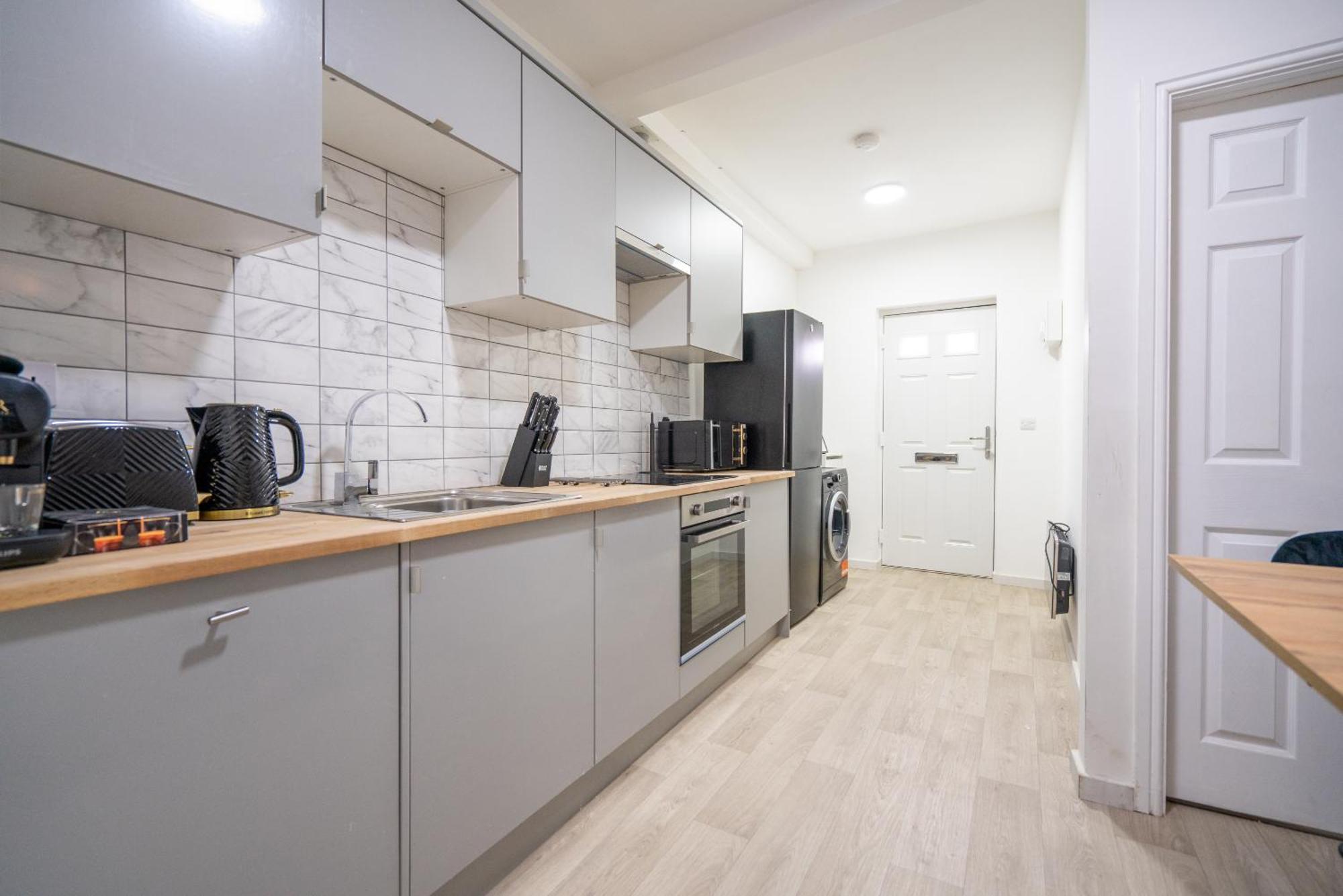 Apartment Deluxe In City Centre - Sleeps 6 Sheffield
