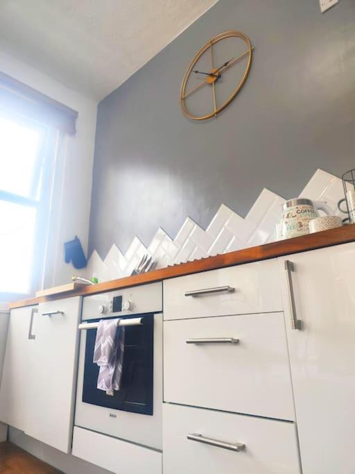Elite Living - Centre Accommodates Up To 5 Sheffield