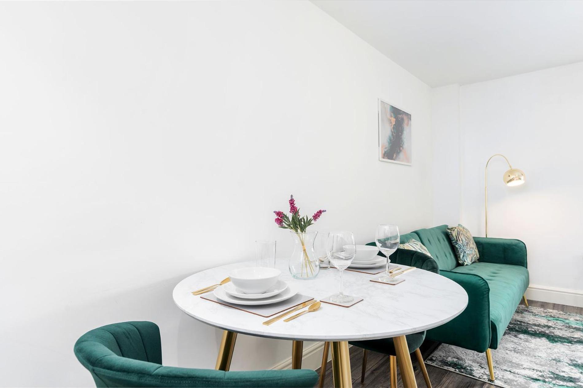 Exclusive One Bedroom - Centre - Free Wi-fi Netflix Apartment Sheffield
