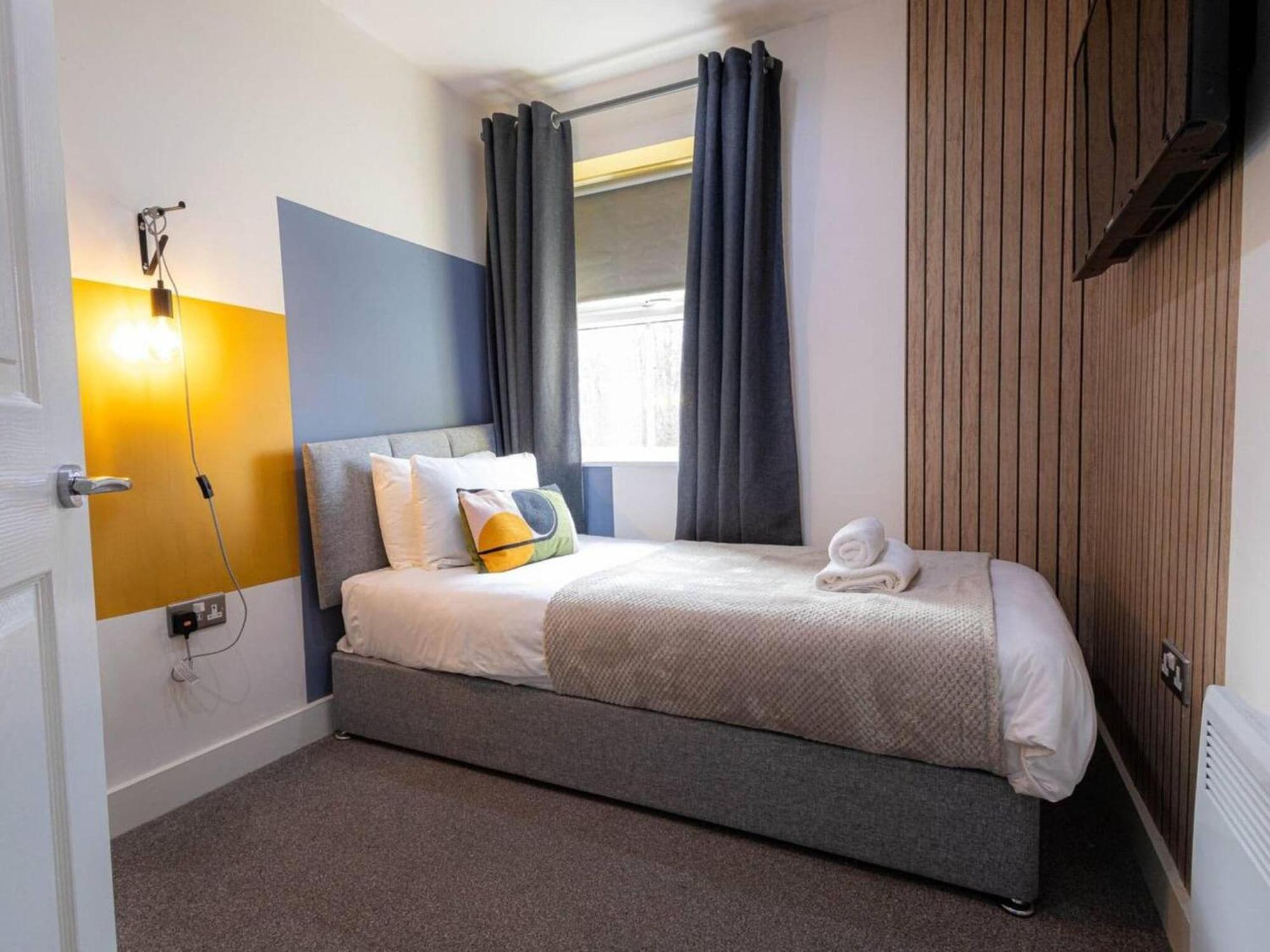 Apartment 1 And 2 Bedroom Shield House Centre Sheffield