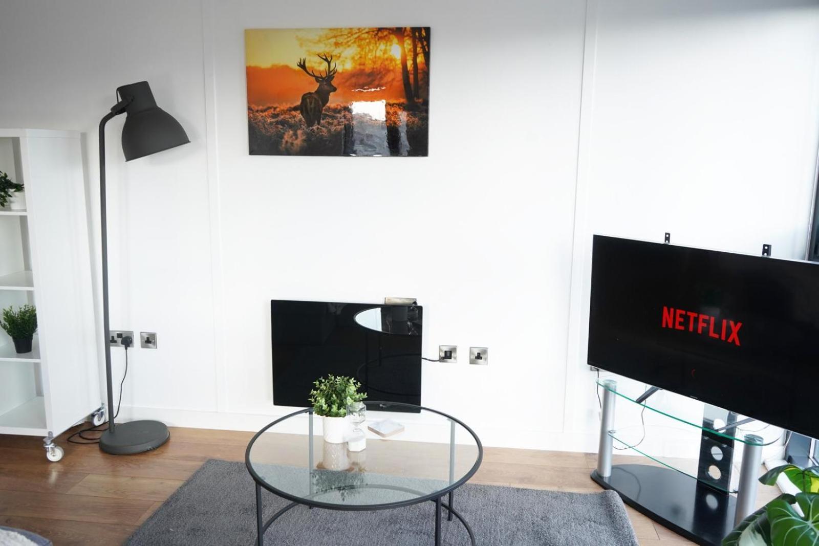 Apartment Inviting 2-bed In *