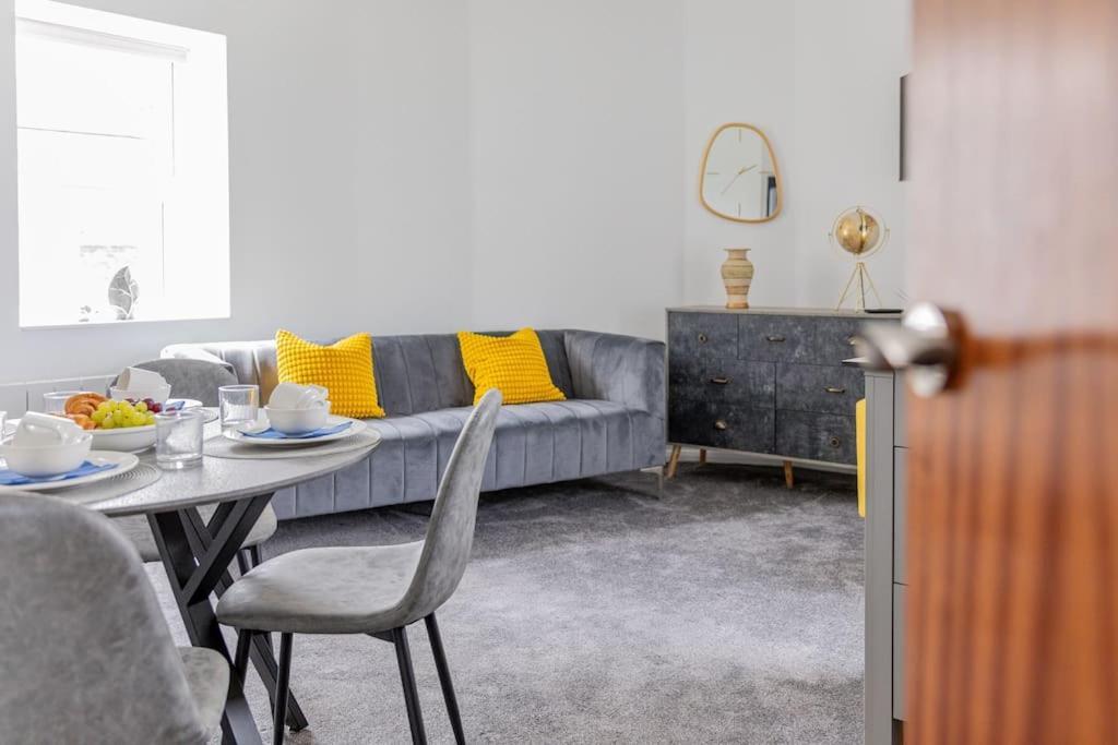 Apartment Immaculate Ground Floor Flat - Families