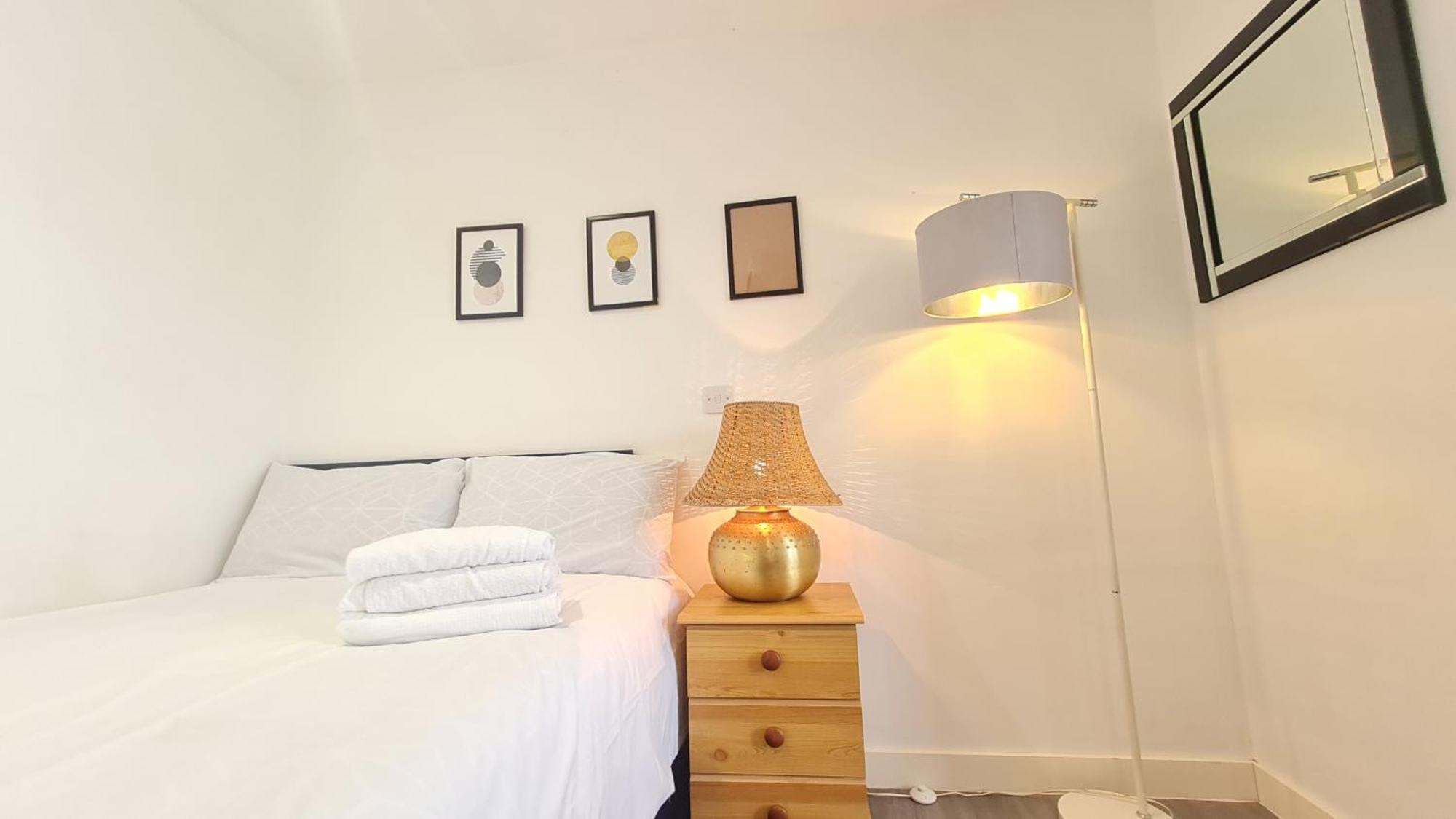 Compact Serviced Centre - Netflix, Wifi, Digital Tv Apartment Sheffield