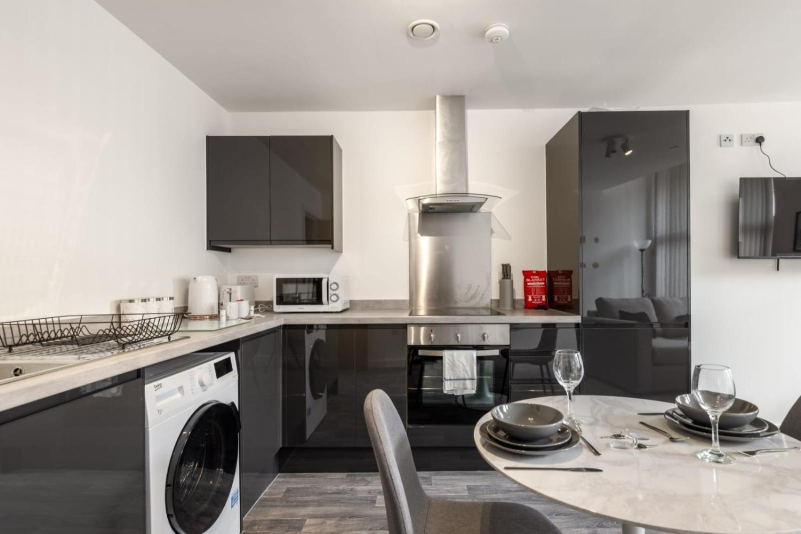 Apartment Bright 1 Bedroom In *