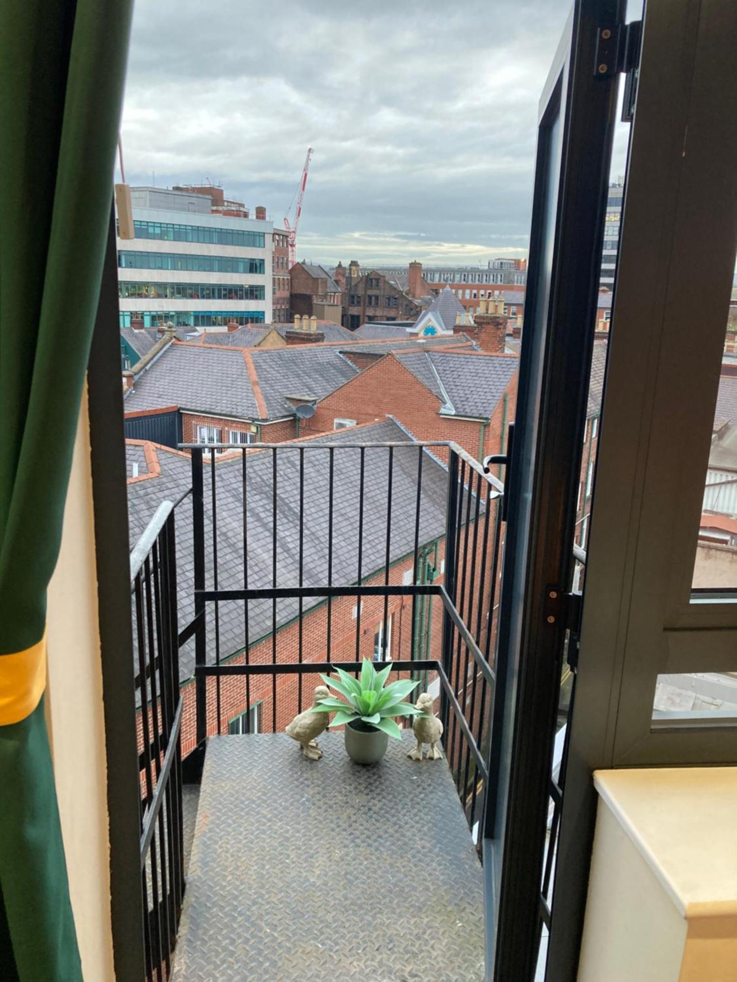 3bed 3bath V Pent-apartment * Sheffield
