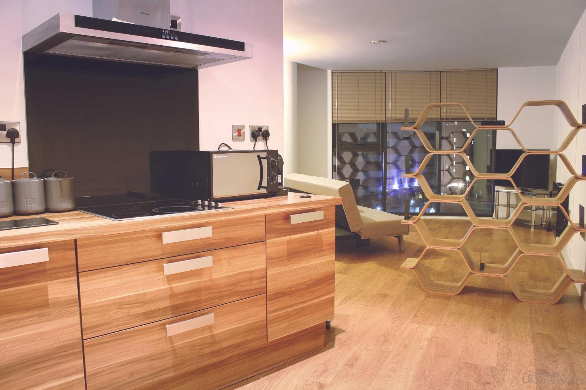 Homely Serviced - Blonk St