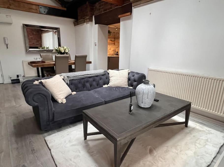 Apartment Ranmoor Serviced At Victoria Quays Sheffield