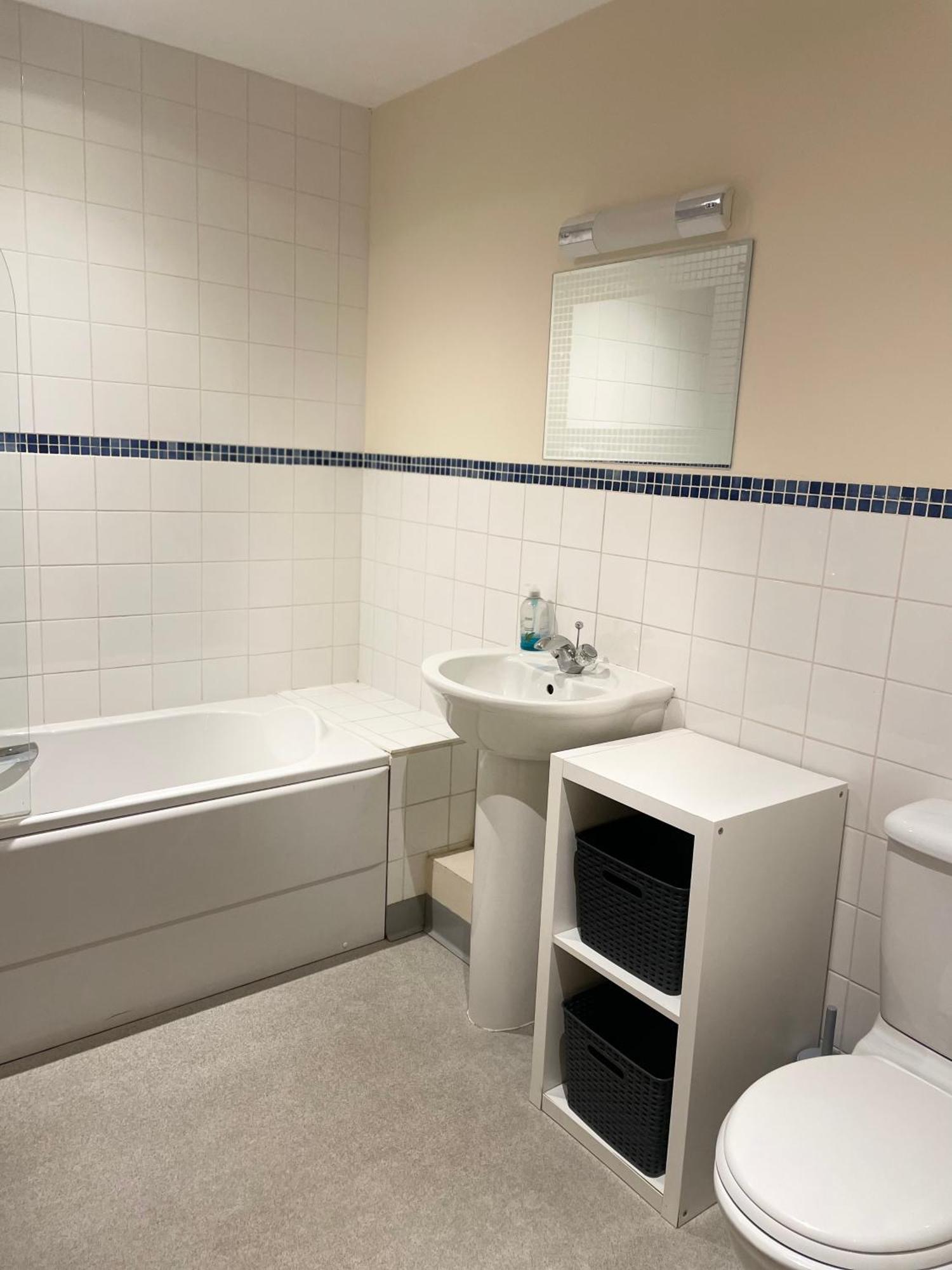Apartment 69d Victoria Street