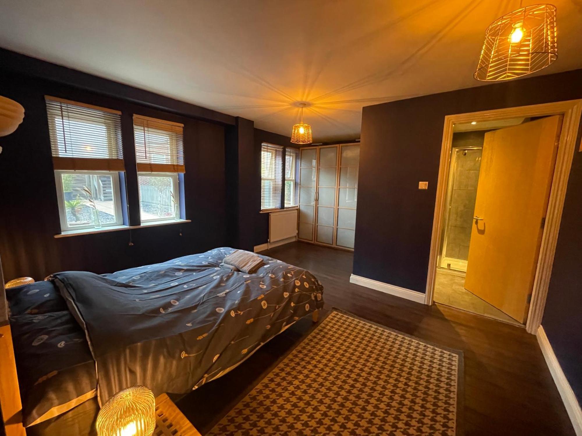 Apartment 69d Victoria Street *