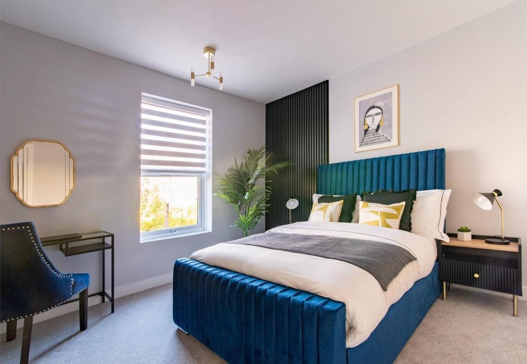 Stylish, Sleeps 3, Centre, Parking