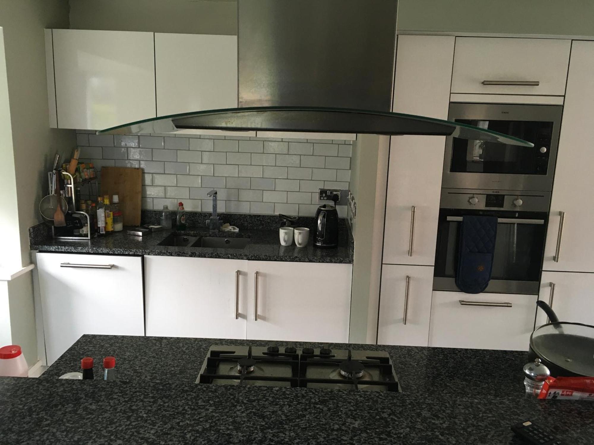 Double Size Bed Free Wifi Free Parking Sheffield
