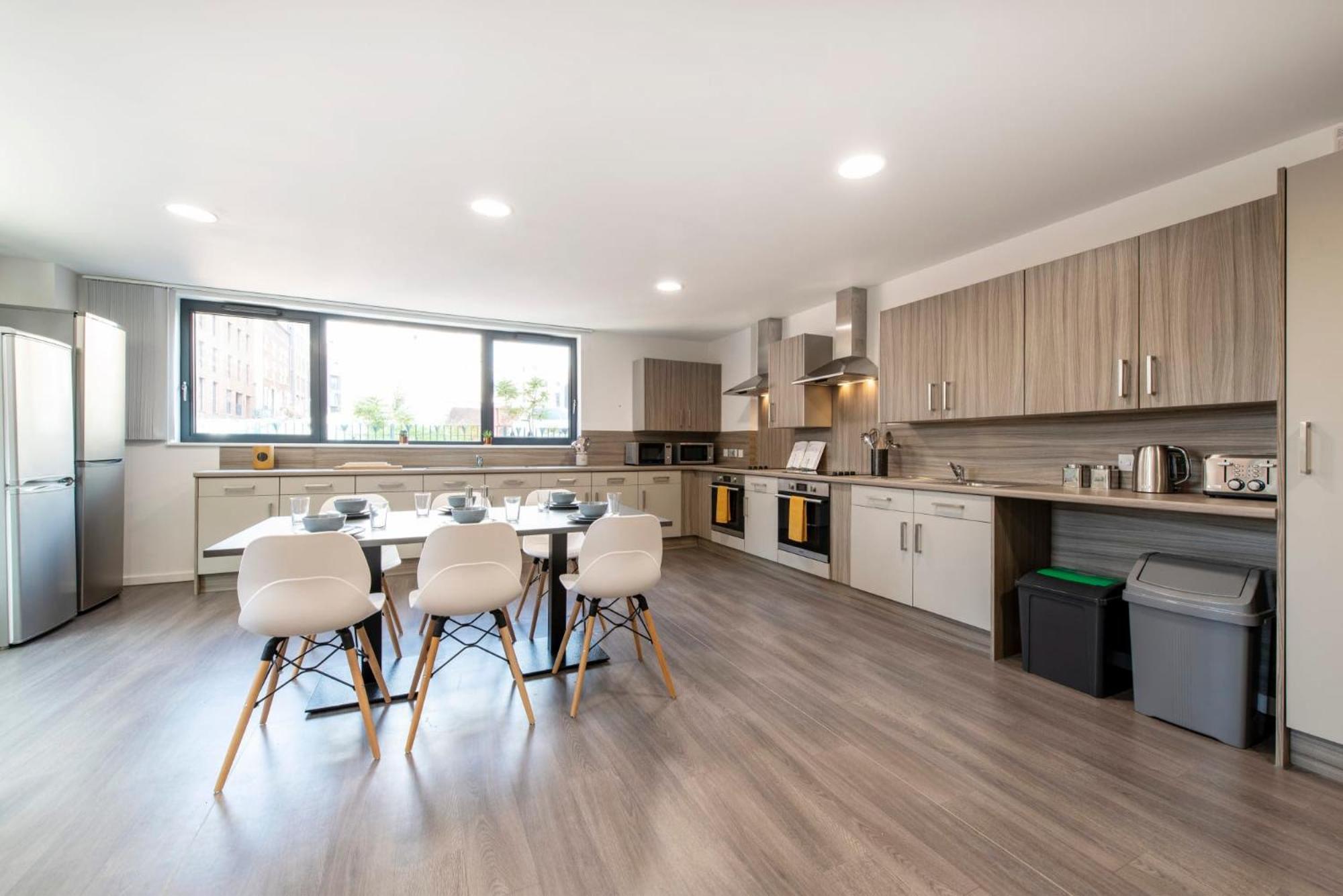 Apartment For Students Only Cozy Living At Hollis Croft In *