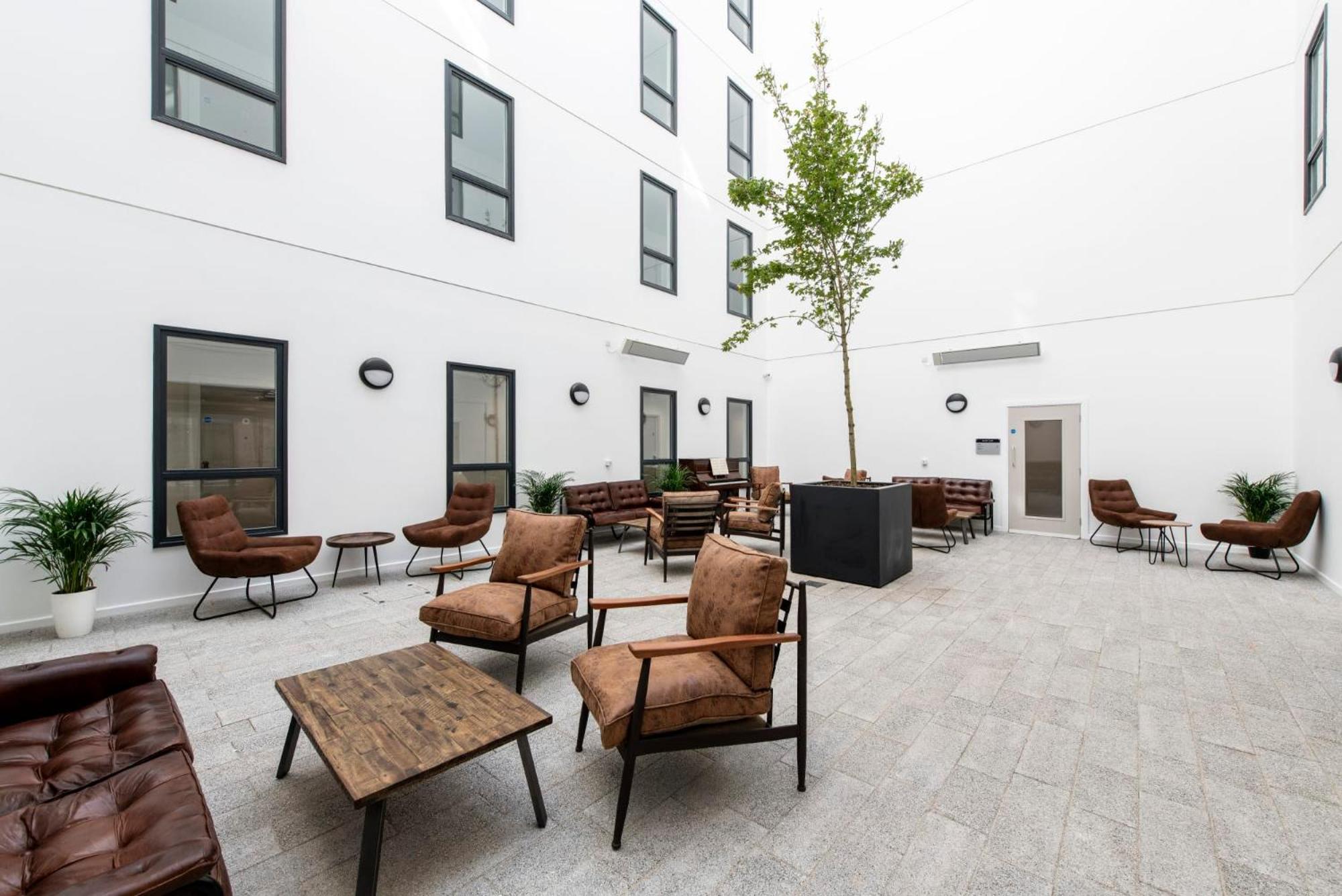 Apartment For Students Only Cozy Living At Hollis Croft In