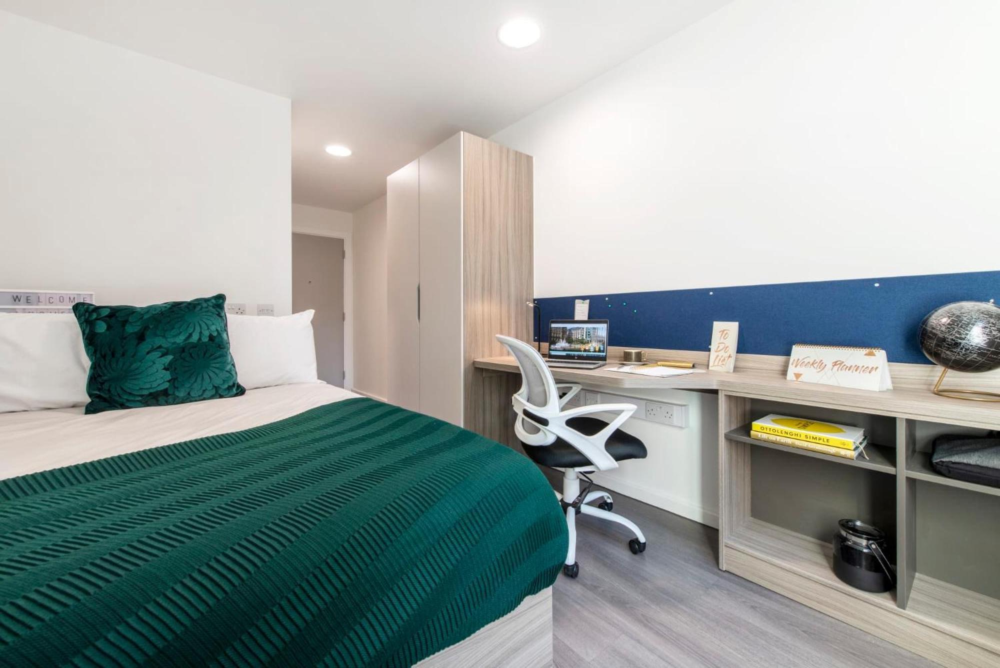 Apartment For Students Only Cozy Living At Hollis Croft In