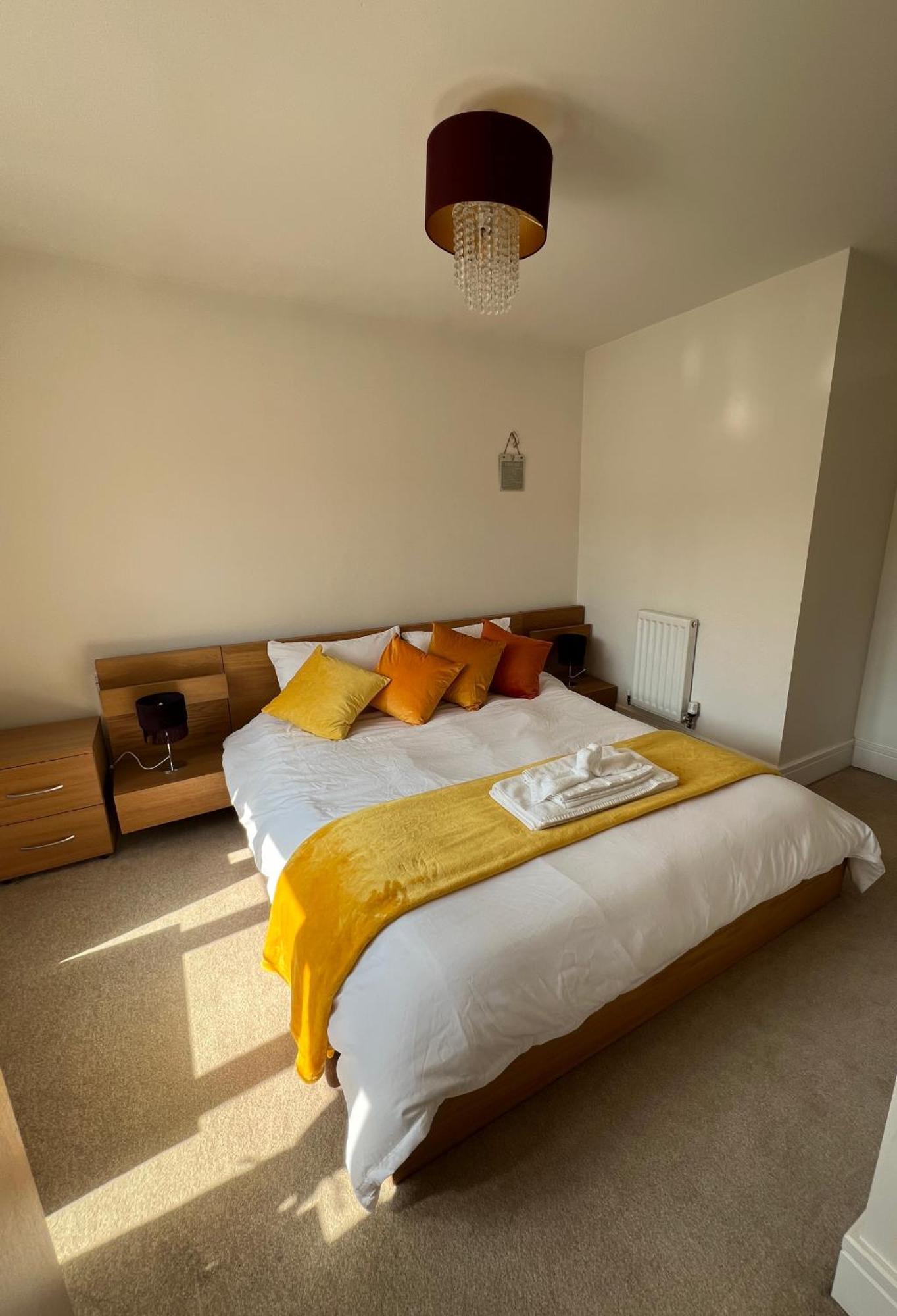 Spacious King Size Detached House Free Wifi Free Parking Sheffield
