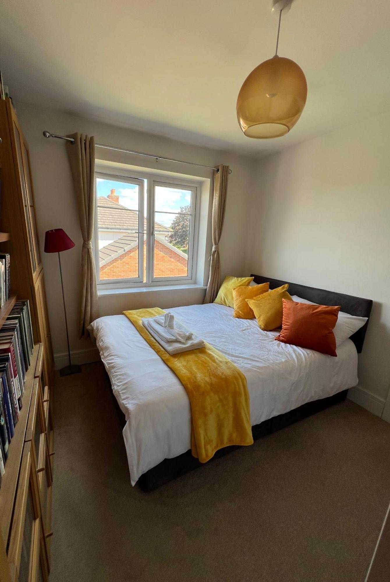 Double Size Bed Free Wifi Free Parking Homestay Sheffield