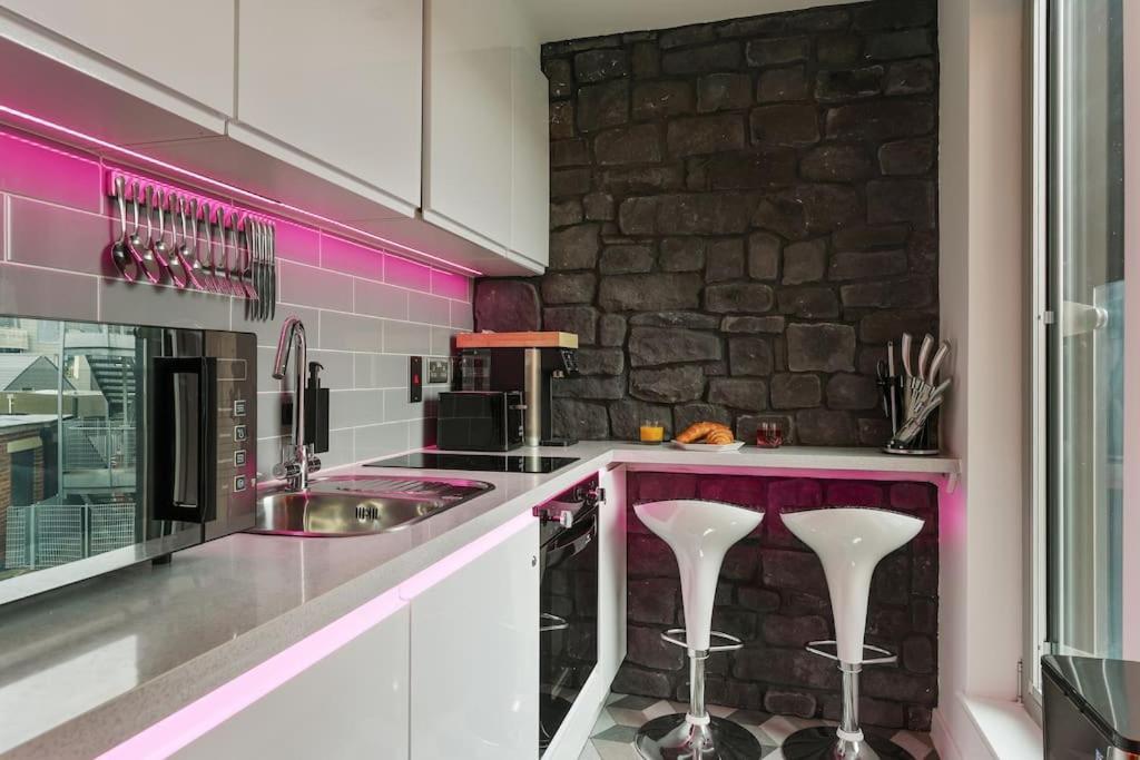 House Of Suede By Unis Estates Apartamento Sheffield