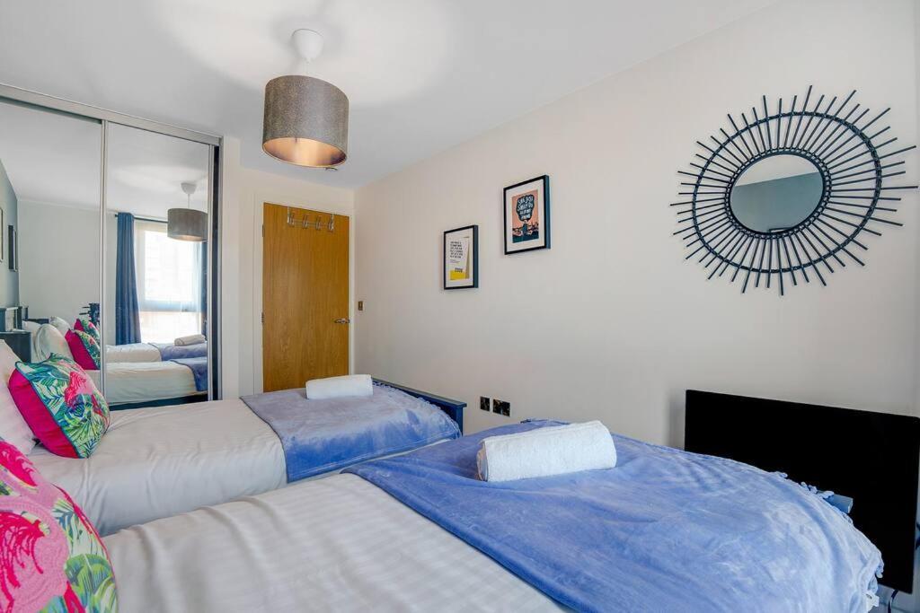Apartment Two Br With Private Parking Sheffield