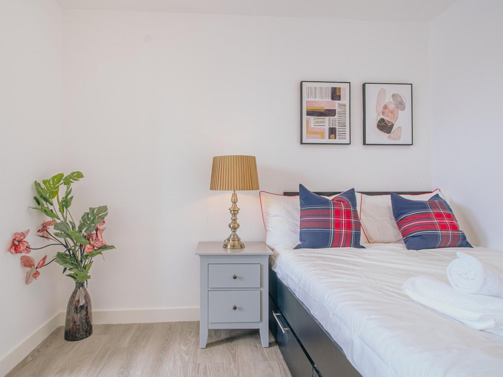 Prime Apartments: Serviced With Free Wifi In South Yorkshire Apartment *