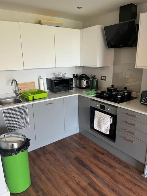 Peaceful 2Br Hideout With Instant Self Check-In At Kelham Island Retreat