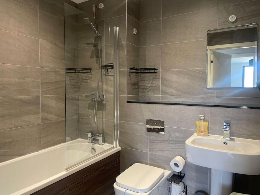 Peaceful 2Br Hideout With Instant Self Check-In At Kelham Island Retreat Apartment Sheffield