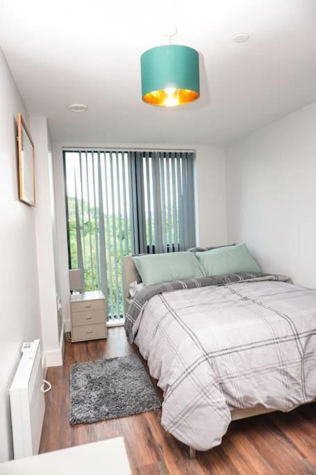 Peaceful 2Br Hideout With Instant Self Check-In At Kelham Island Retreat Sheffield