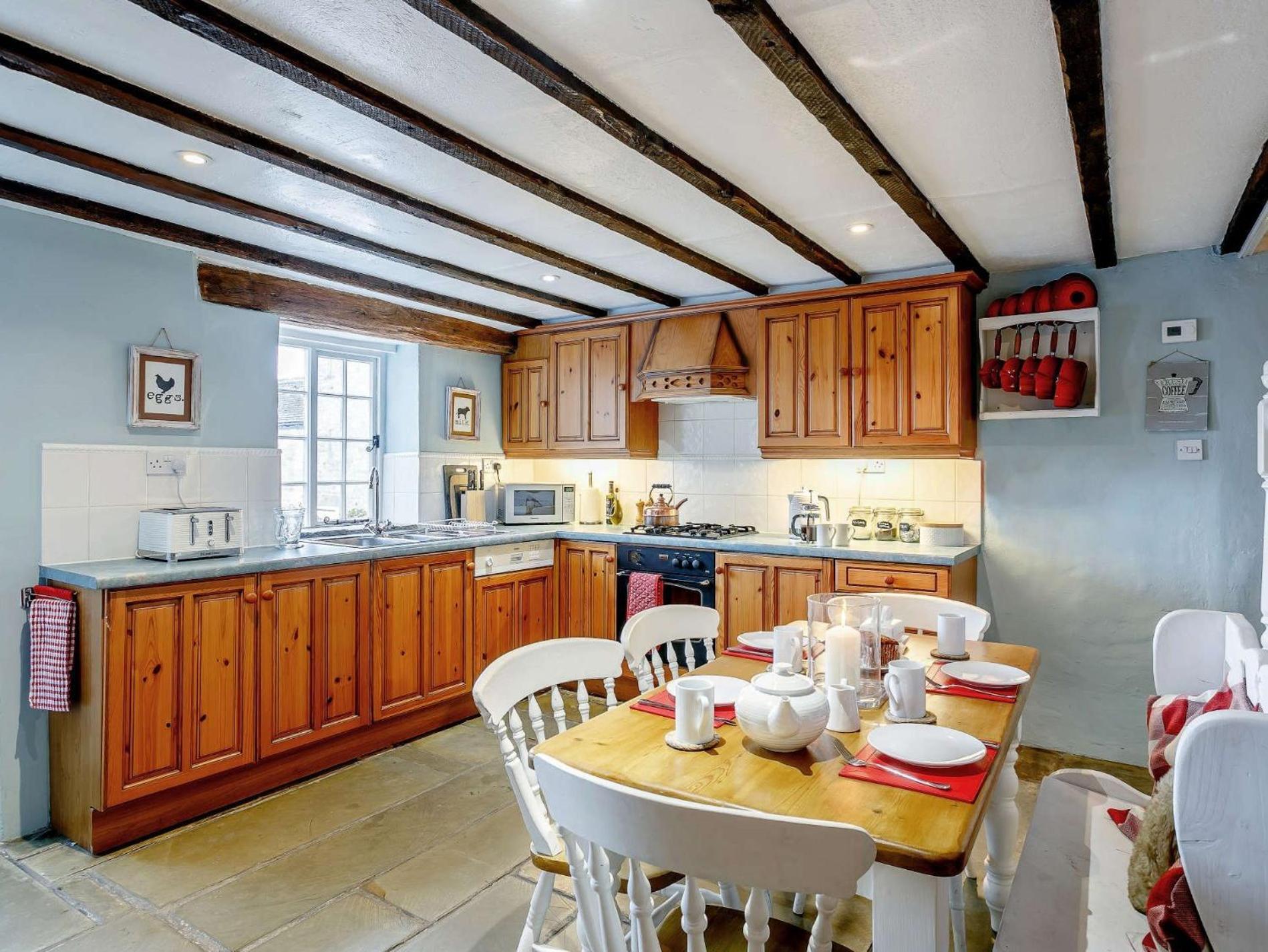 3 Bed In 81249 Holiday home