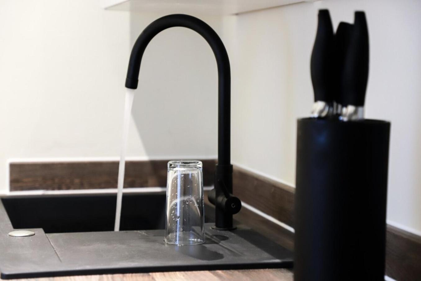 New- Modern 2br Wifi Sleep5 Centre Aparthotel *