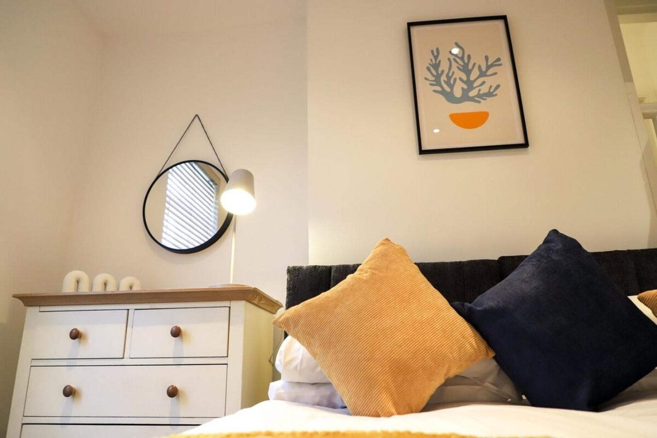 New- Modern 2br Wifi Sleep5 Centre Aparthotel *