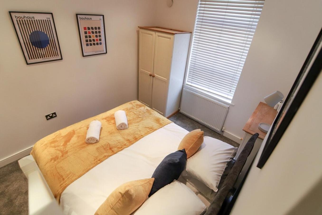 New- Modern 2br Wifi Sleep5 Centre Aparthotel *