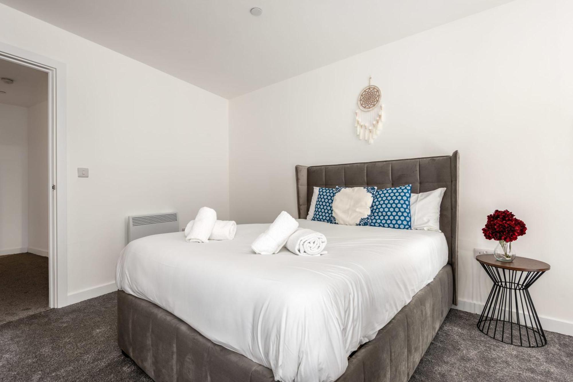 Contemporary 1 Bedroom In * Sheffield