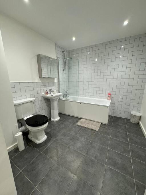 Apartment Comfy Flat For 6 In Center Gs306 Sheffield