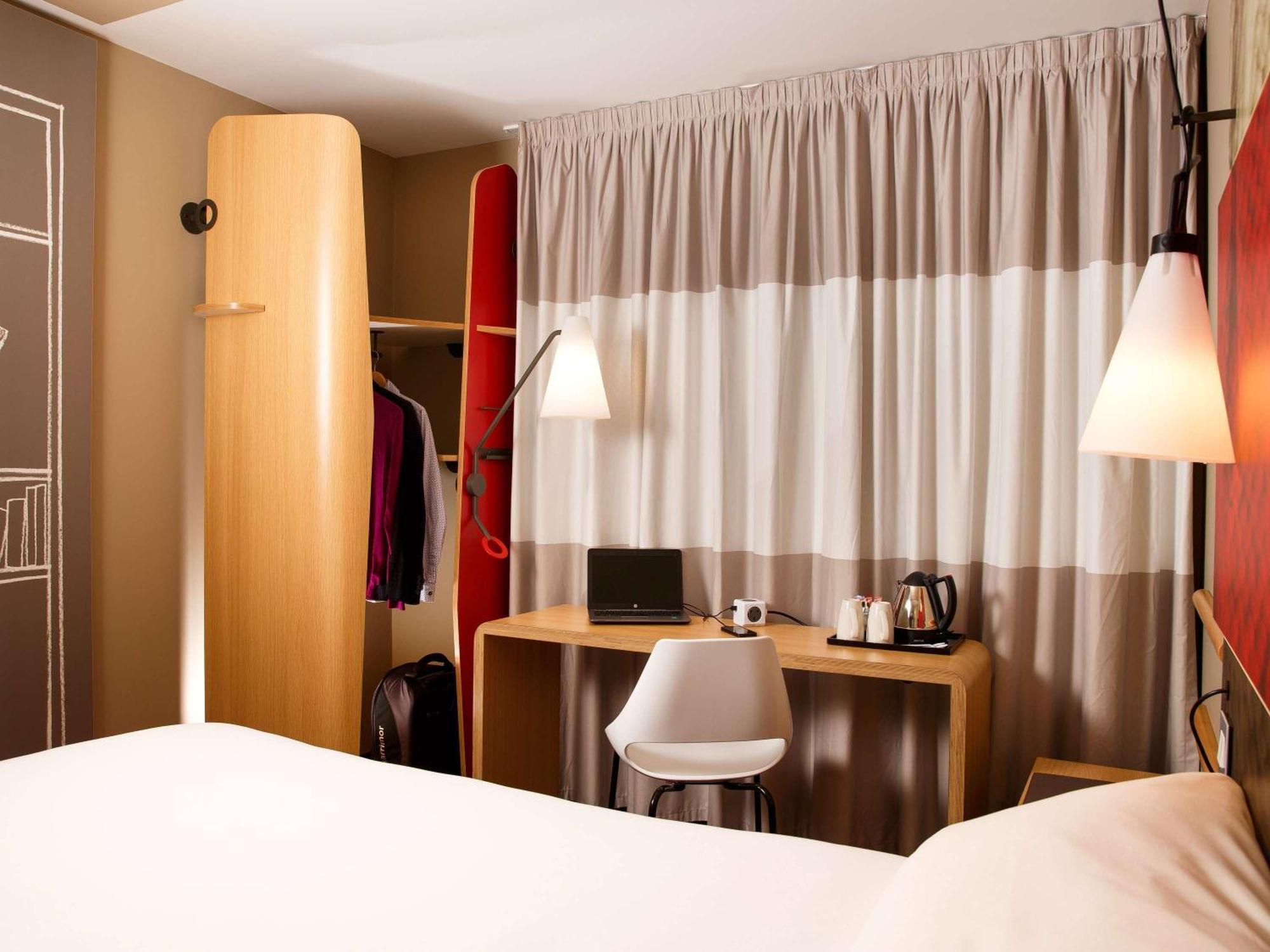 Ibis 3*