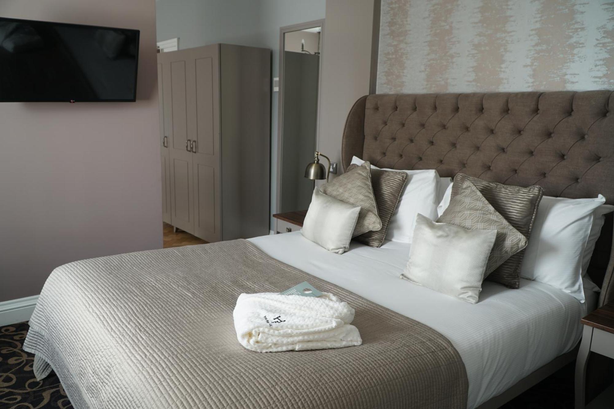 Halifax Hall 4* Sheffield