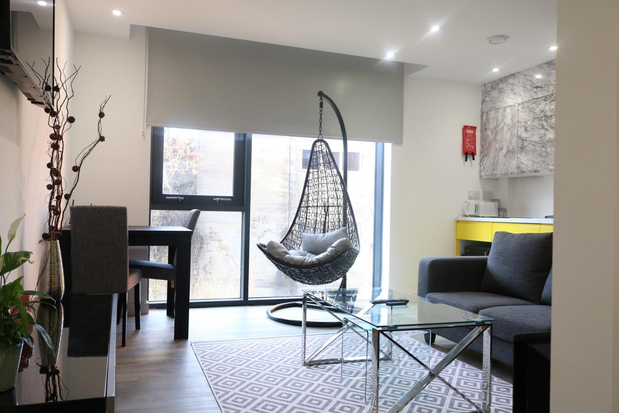 Apartment Avo Apartments: Serviced Short Lets With Free Wifi In South Yorkshire *