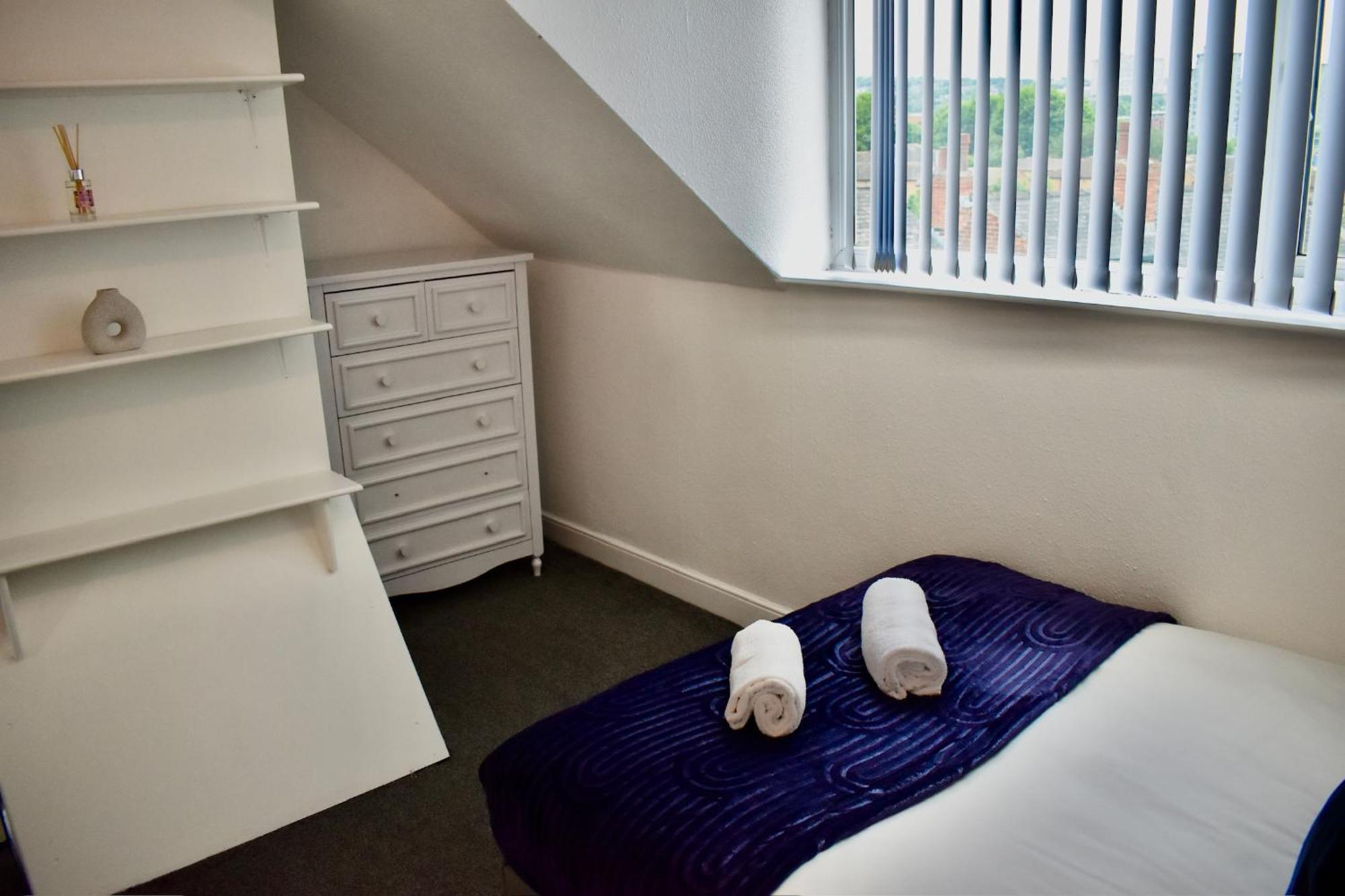 Apartment 4bedroom House With Free Wi-fi Near The Centre Sheffield