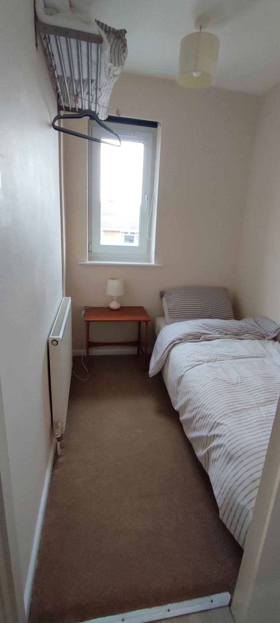 Meadowhall Work Or Leisure Off Road Parking With Cctv Holiday home Sheffield