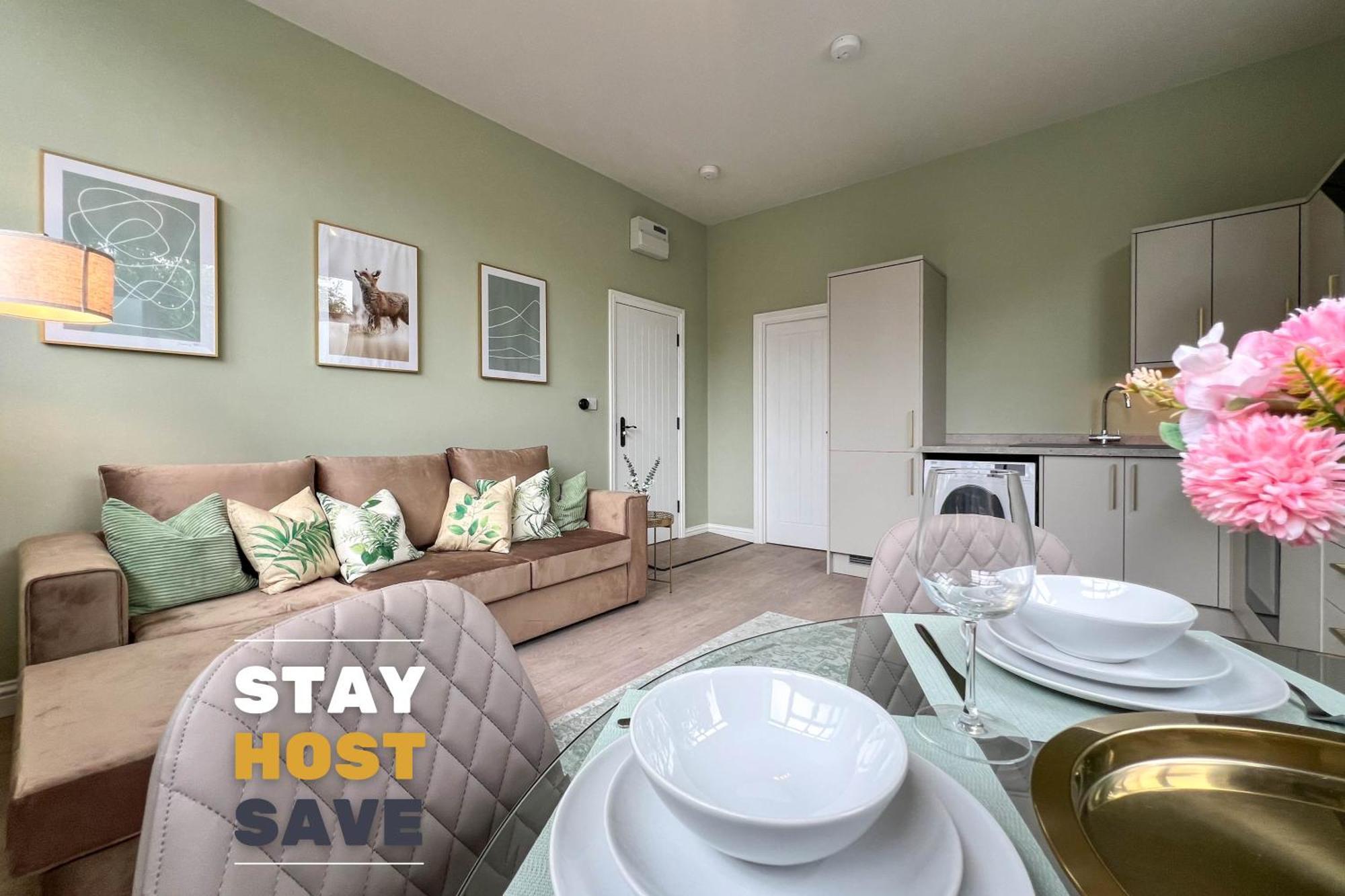 Hanover - Stylish 1 Bedroom Suites, Centre - Hosted By Host Save *