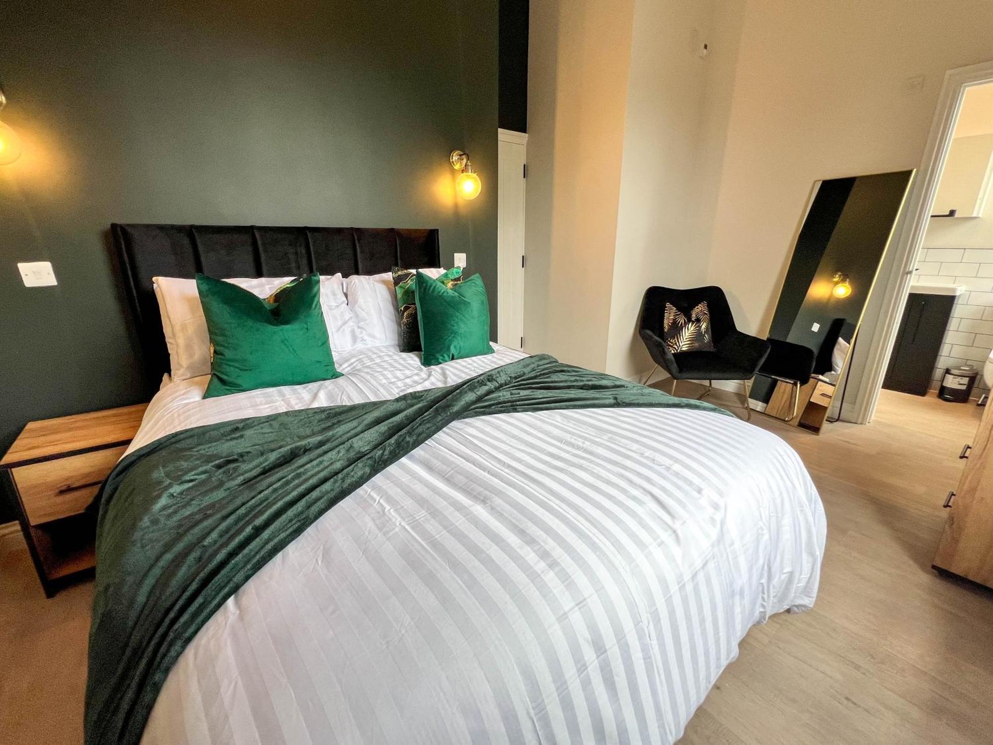 Apartment Hanover - Stylish 1 Bedroom Suites, Centre - Hosted By Host Save *