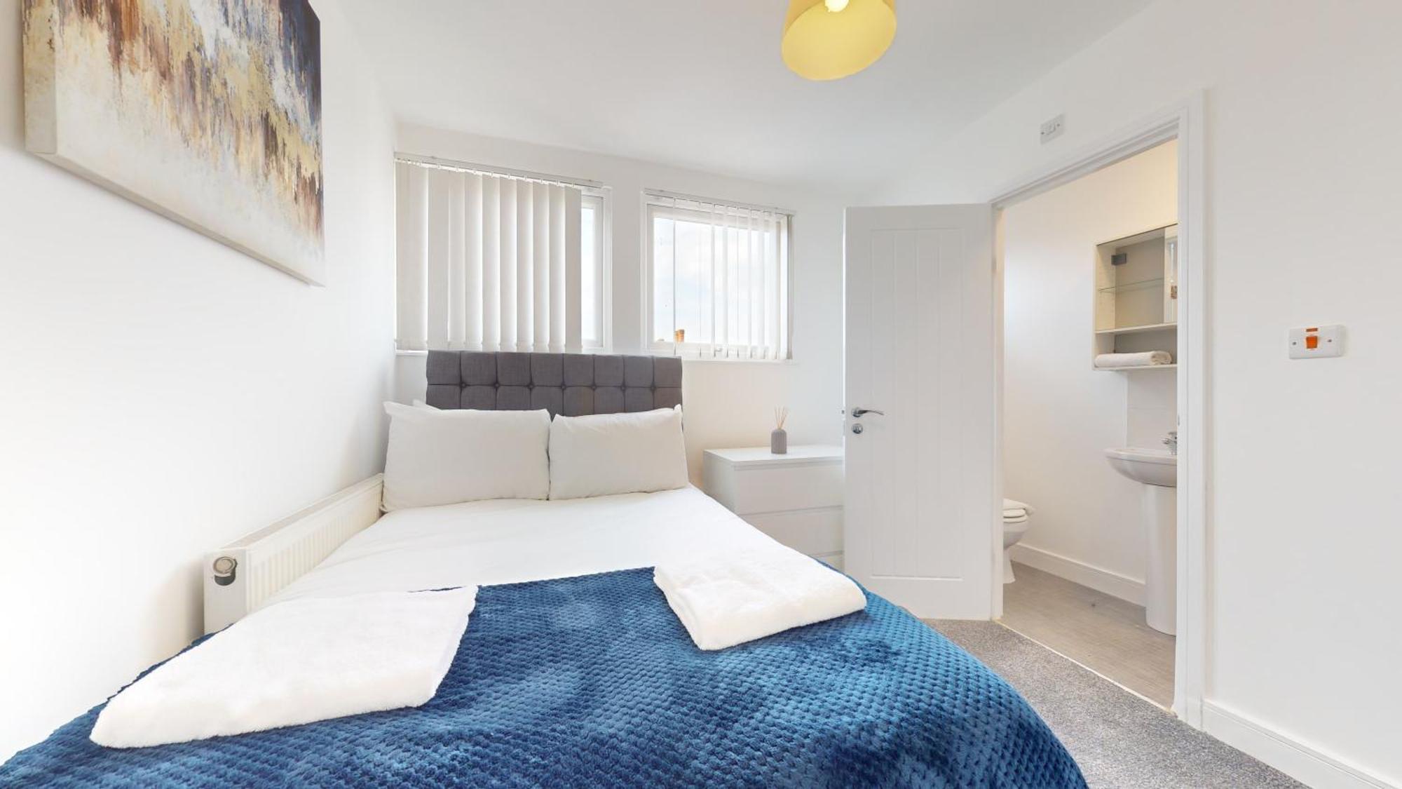 4bed And 4bath House Near Centre With Free Wifi Holiday home Sheffield