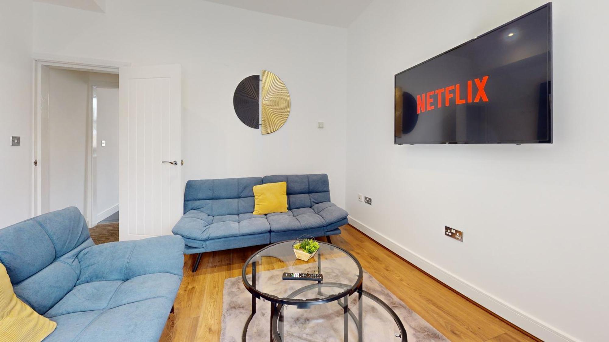 4bed And 4bath House Near Centre With Free Wifi Holiday home Sheffield