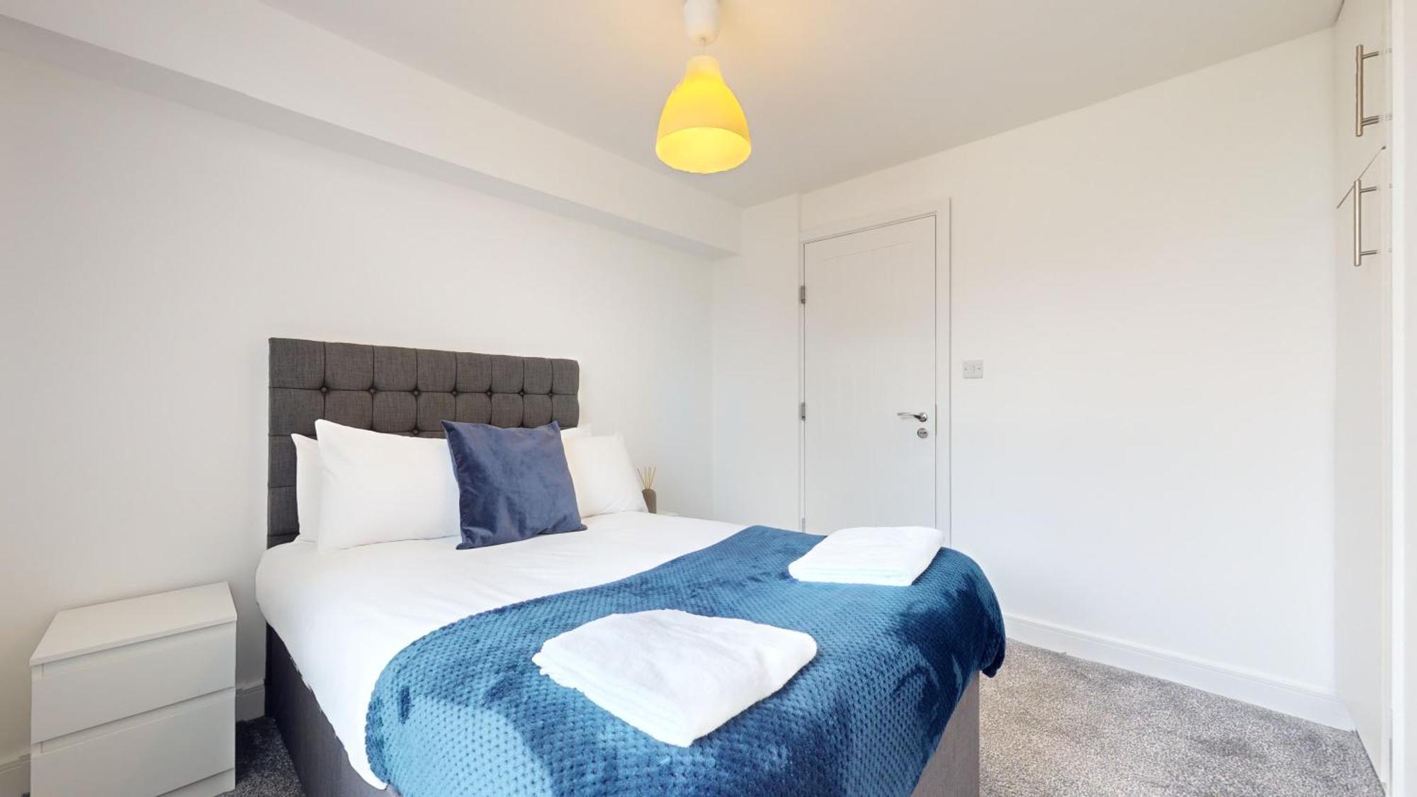4bed And 4bath House Near Centre With Free Wifi * Sheffield